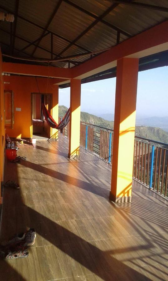 דרמסאלה Orange Guest House Dharmkot מראה חיצוני תמונה